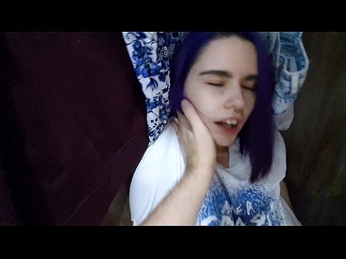 ❤️ Menemukan adikku di lemari dan membantunya cum ️❌ Video seks pada kami